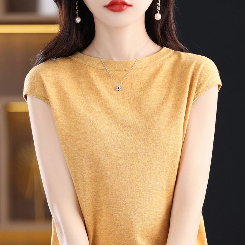 Women’s: 100% Merino Wool O-collar Pullover Short-sleeve Knitwear Fashion T-Shirt in Solid Colors